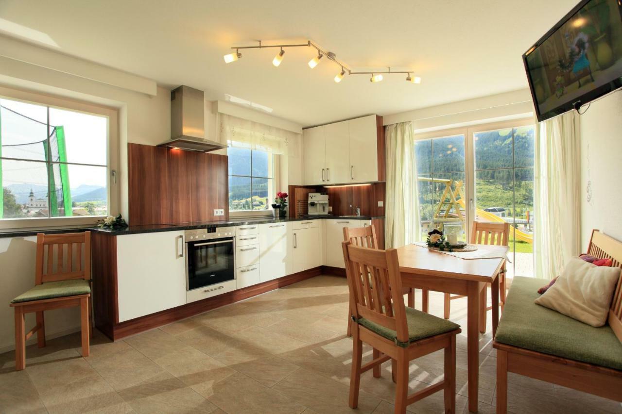 Haus Monika Apartamento Brixen im Thale Exterior foto