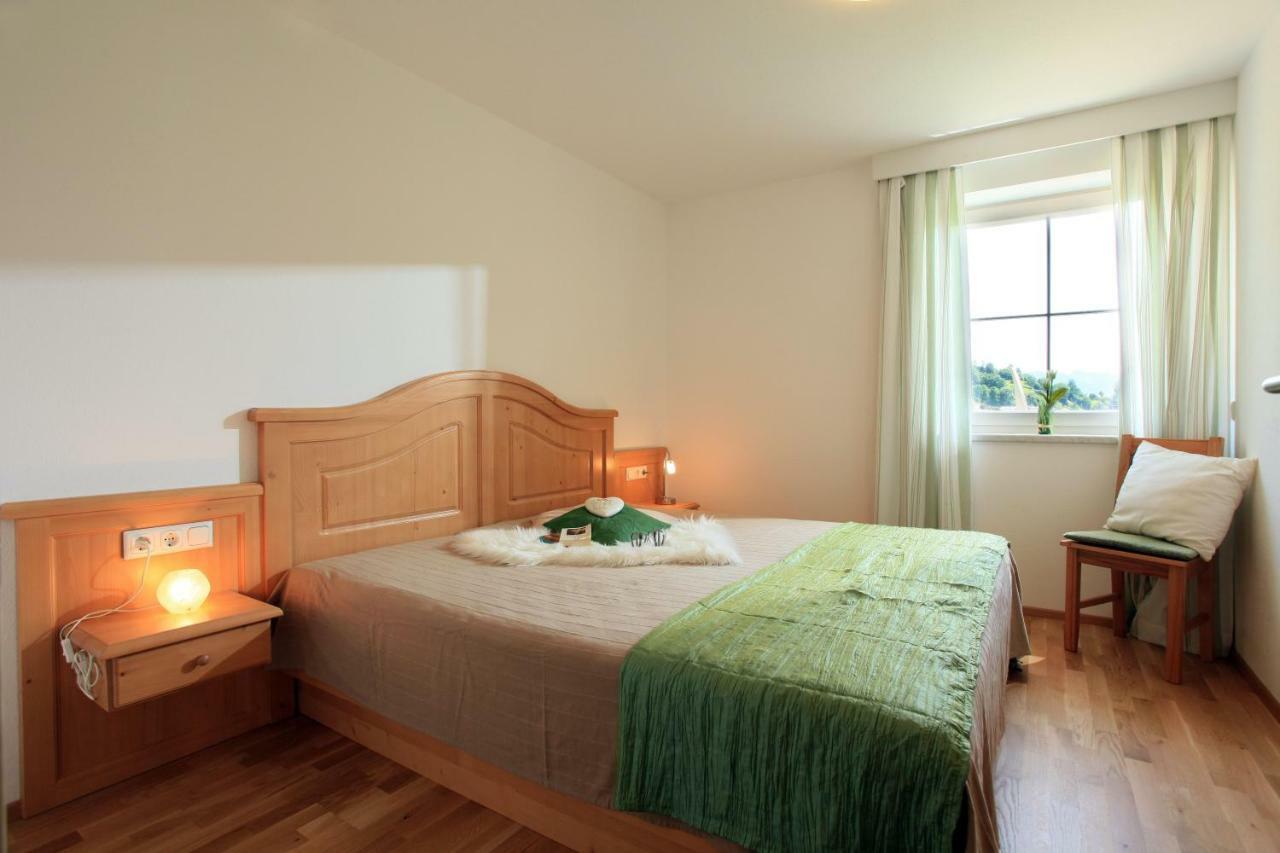 Haus Monika Apartamento Brixen im Thale Exterior foto